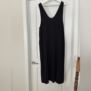 Elegant Black Women's Jumper